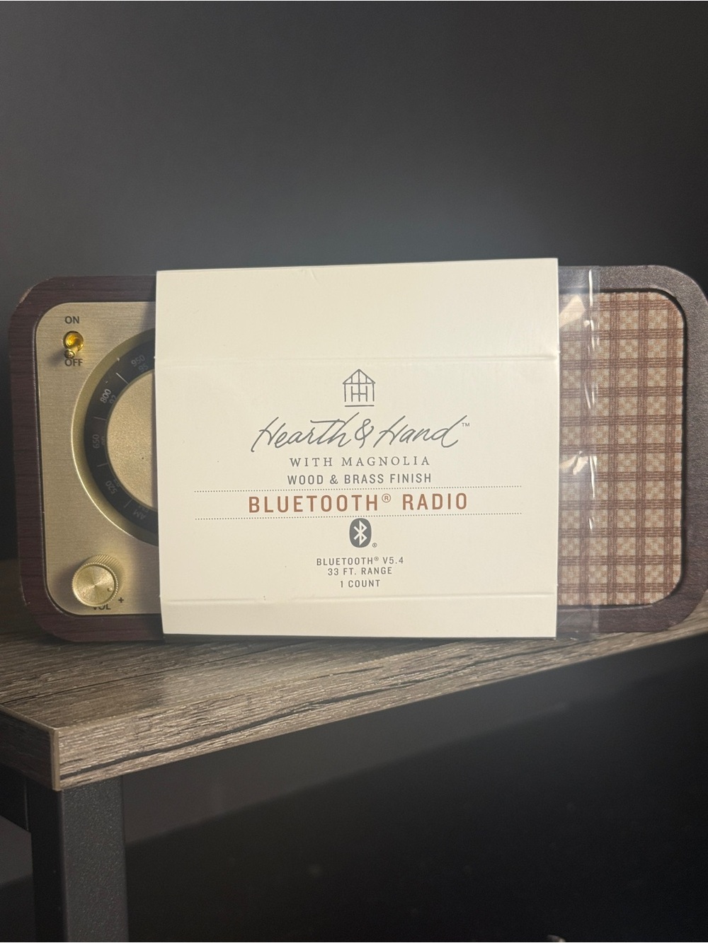 Vintage look Bluetooth Radio in Brown Wood with Gold Accents